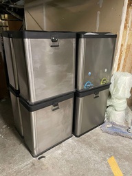 [#G4-69] Trash Bins