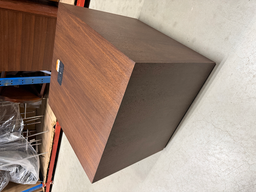 [#C11-139] LARGE CUBE WOOD TABLE