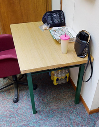 [#E3-3] Small Desk