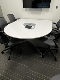 [#C4-38] Huddle Table