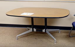 [#C5-17] Conference table