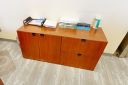 [#D5-9] Credenza