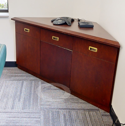 [#D5-4] Corner Table