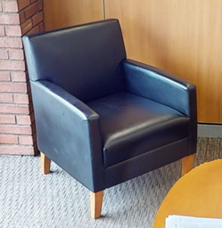 [#B12-6] Black lounge chair