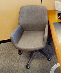 [#B5-15] Grey conference mobile chair