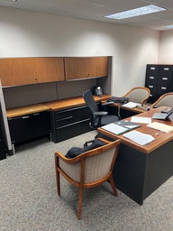 [#A2-13] 8 x 9 Knoll Workstation