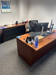 [#D5-17] 1 6' with credenza