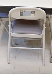 [#B4-8] Folding chairs, wht
