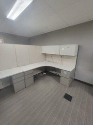 [#A2-47] Station w/hoverhanging comp.+cab -m/w