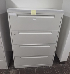 [#D10-318] 4 drawer filing cabinet