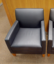 [#B12-4] Black lounge chair