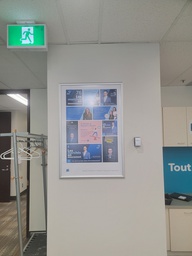 [#J4-550] rec - Plastic frame picture