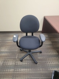 [#B13-560] Black office chair 