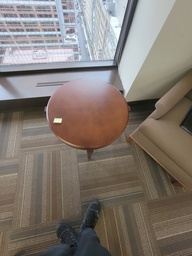 [#C11-615] Small wood table