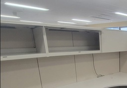 [#D23-685] Metal overhang comp.