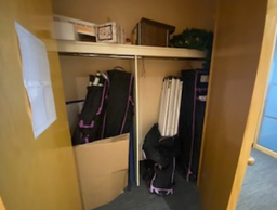 [#D21-20] Closet 