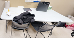 [#C8-8] Folding table, wht