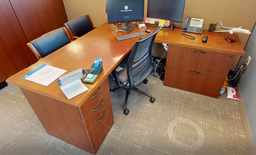 [#E6-2] L-shaped desk