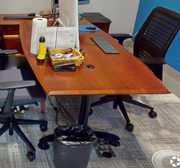 [#C6-14] Conference table