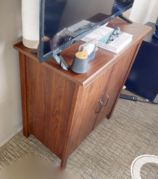 [#D20-10] 2 door cabinet, wood