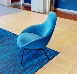 [#B12-4] Blue lounge chair