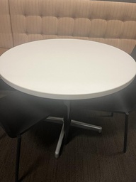 [#C4-33] Round Table - white 54 D
