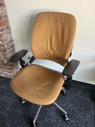 [#B13-42] Task Chair - brown