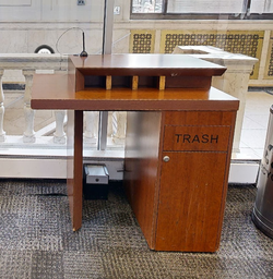 [#C4-14] Cheque desk