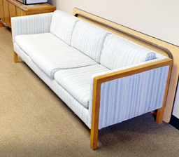 [#B7-8] Striped blue &amp; wht 3 seat couch