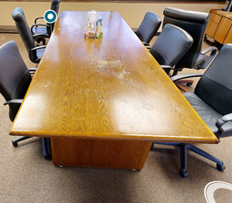 [#C7-11] Large conference table
