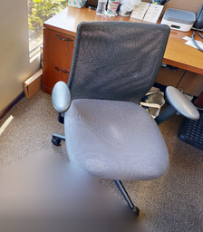 [#B13-3] Task chair with arms