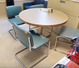 [#C4-9] Round meeting table