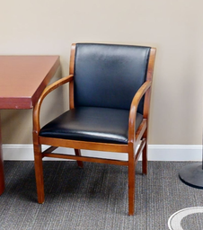 [#B9-3] Black guest chair