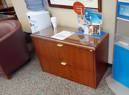 [#D6-8] Filing Cabinet - 2 Drawer 