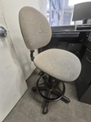 [#B13-14] Teller Chairs