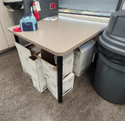 [#C4-9] Grey Table- Black Legs