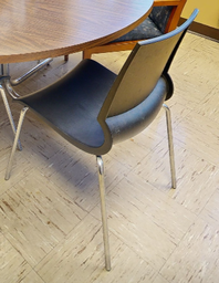 [#B8-8] Black side chair no arms