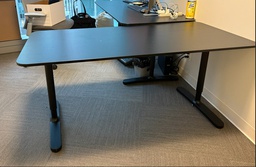 [#E10] Manual Sit Stand Desk