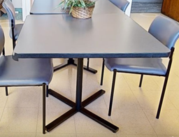 [#C4-3] Square Break table