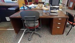 [#E3-7] Desk - 1 Pedestal