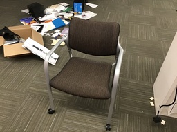 [#B8-1430] Side Chairs/casters/Brown weave/silver frame