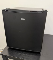 [#G9-13] Small Fridge