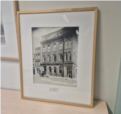 [#J2-21] Framed Picture 