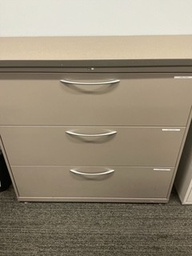[#D9-1] 3 Drawer File Cabinet 