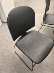 [#B4-7] Black Stacking Chair