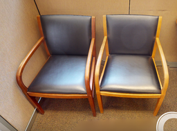 [#B9-6] Black guest chair