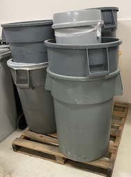 [#G4-10] Large Garbage Cans