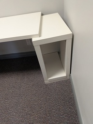 [#D17-6] white terminal holder