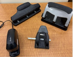 [#L1-165] Swingline SmartTouch Low-Force 3-Hole Punch