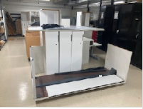 [#C12-19] High Top Table